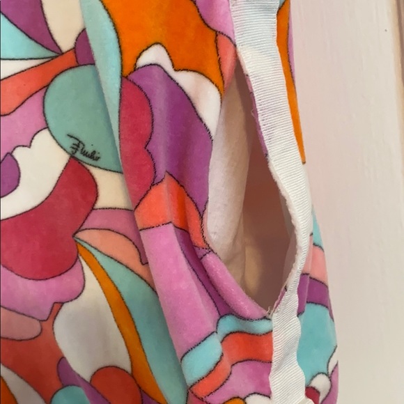 Emilio Pucci Zip Romper. Size 6 - Picture 6 of 11